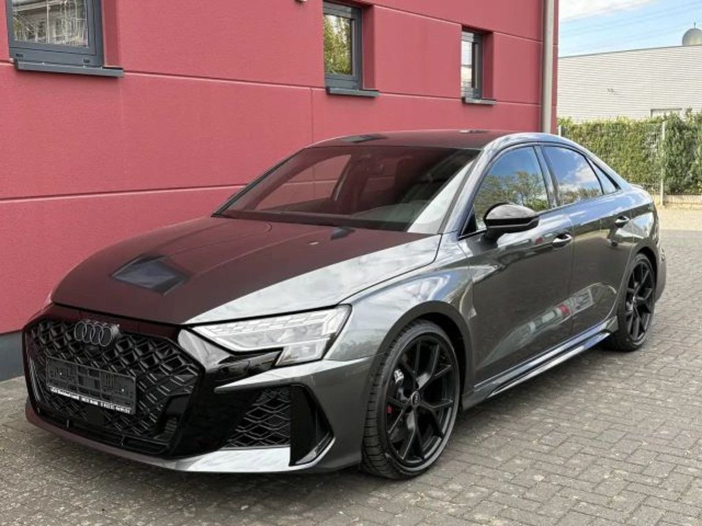 Audi RS3 Sedan Quattro