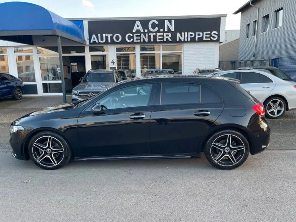 Mercedes-Benz A-Klasse A 180 AMG Line A 180 d
