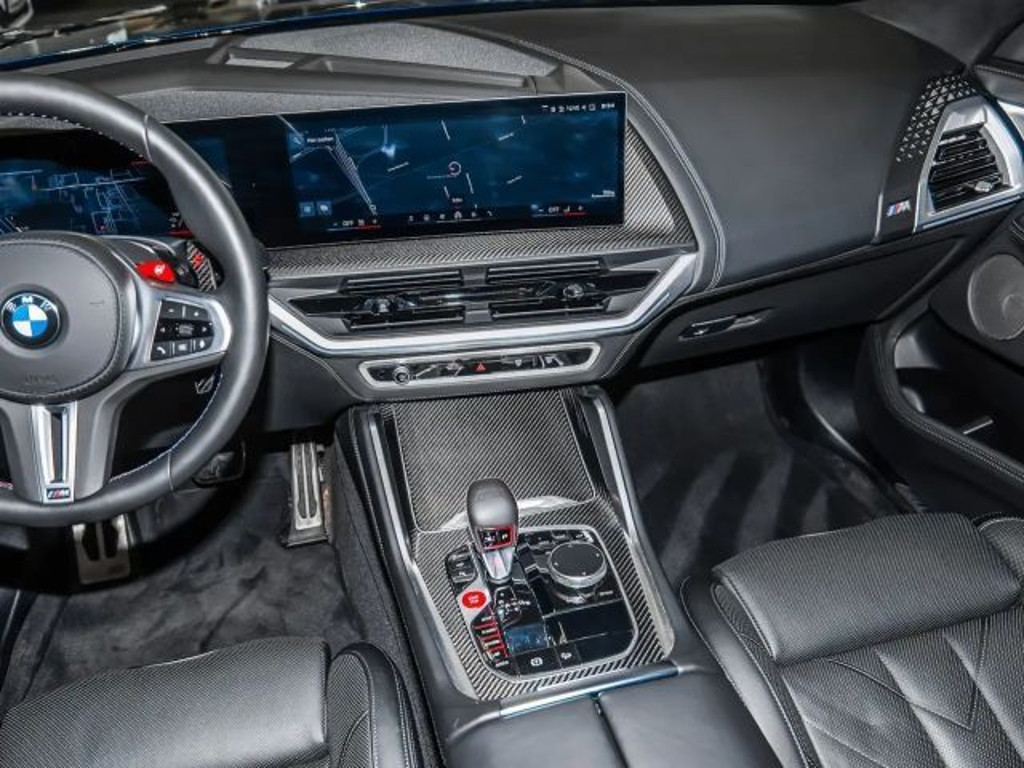 BMW XM
