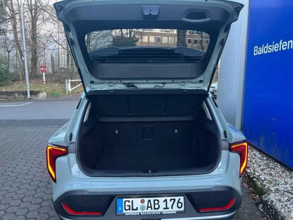 Kia K4