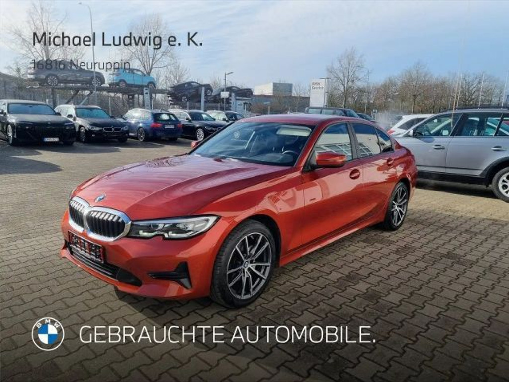 BMW 3 Serie 320 xDrive Advantage pakket Sedan 320i
