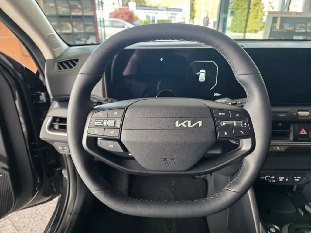 Kia K4