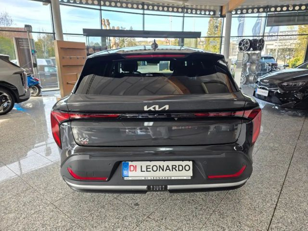 Kia K4