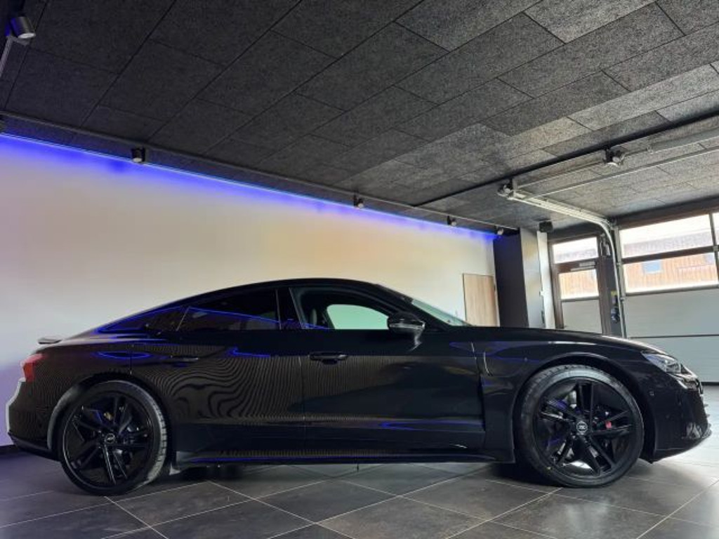 Audi e-tron GT