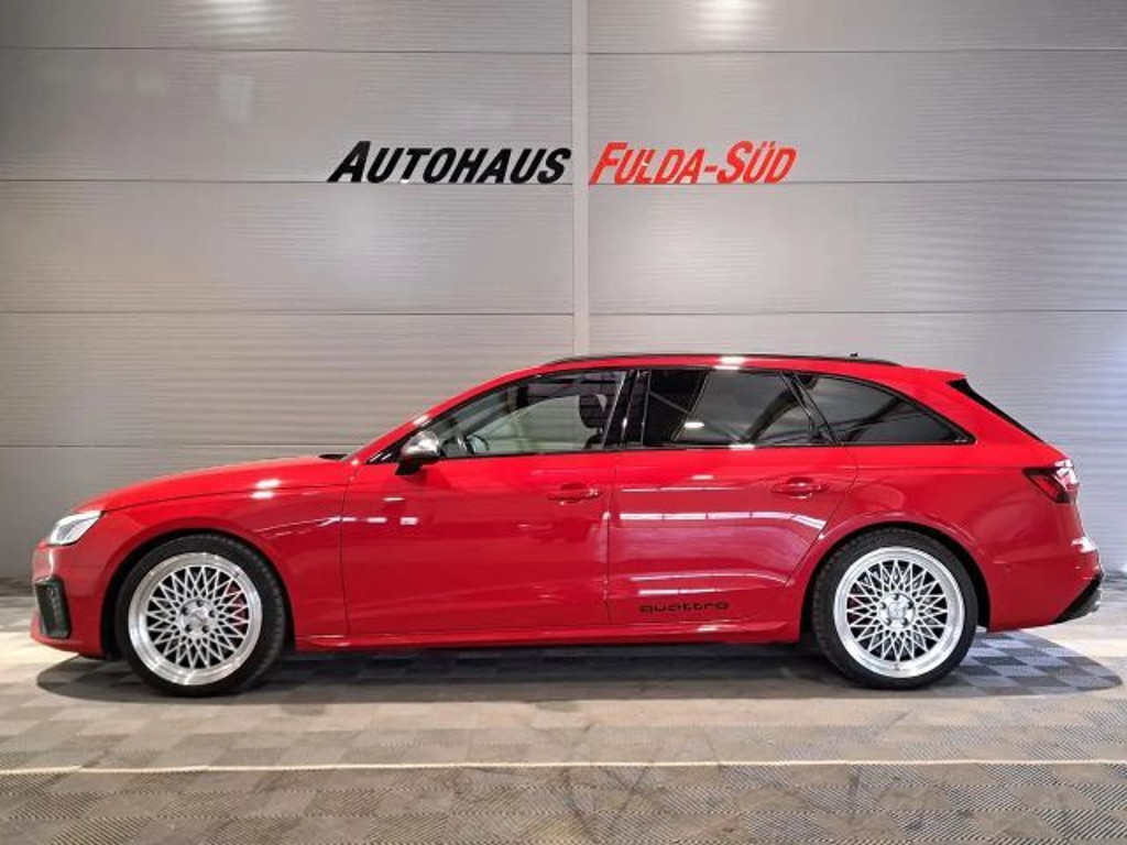 Audi S4