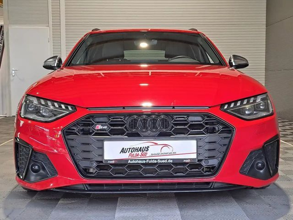 Audi S4