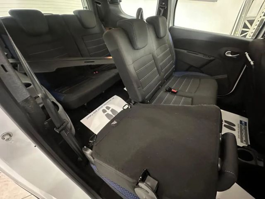 Dacia Lodgy