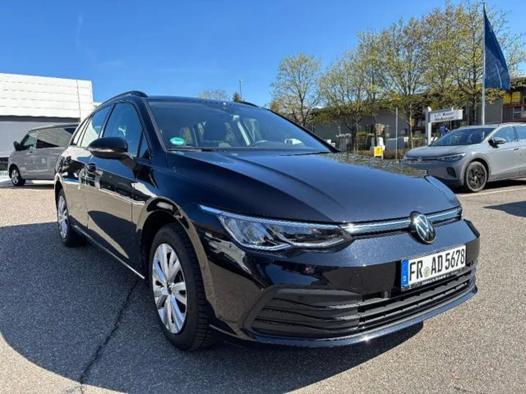 Volkswagen Golf Life Variant