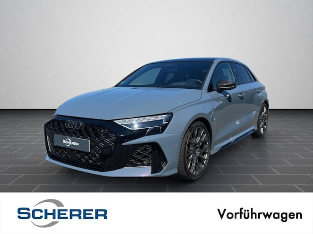 Audi RS3 Sportback Quattro S-Tronic