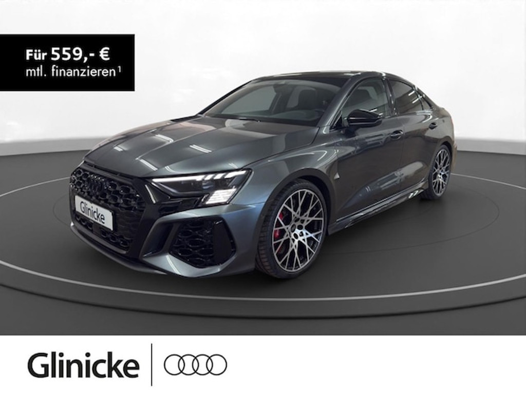 Audi RS3 Sedan Quattro S-Tronic