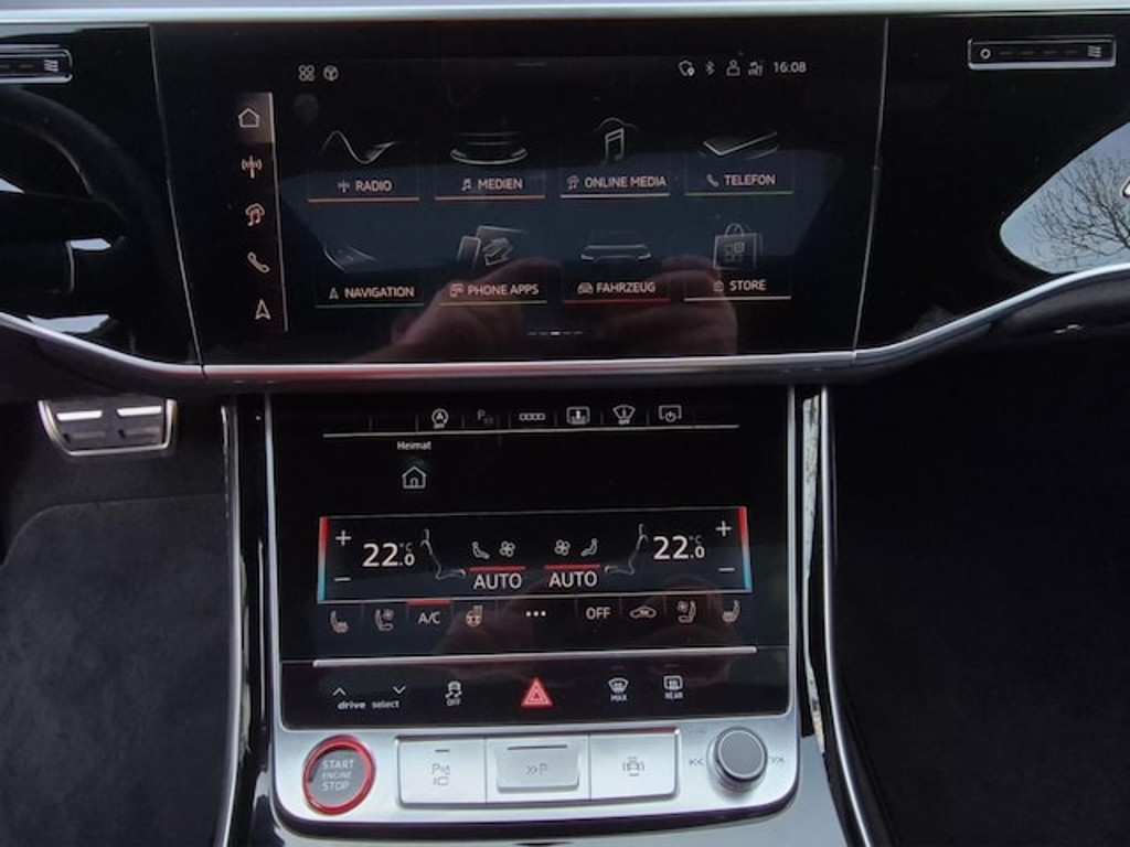 Audi S8