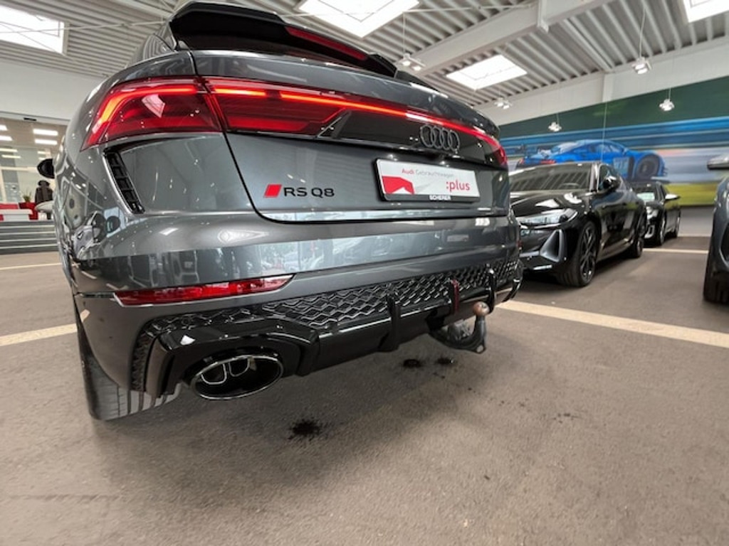 Audi RS Q8