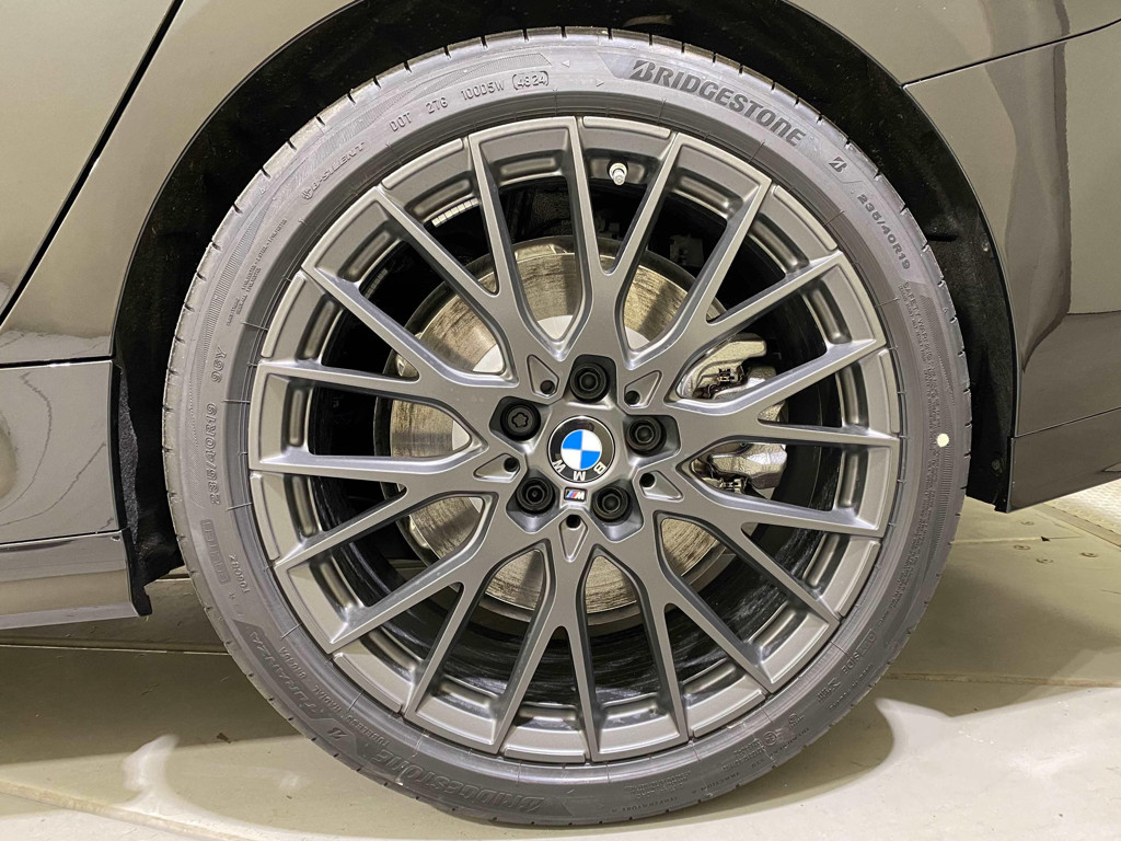 BMW M235