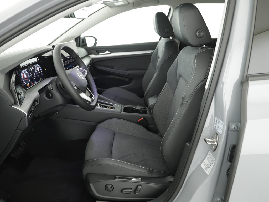 Volkswagen Golf Business DSG Variant