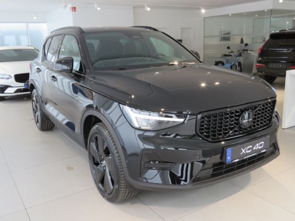 Volvo XC40 Plus