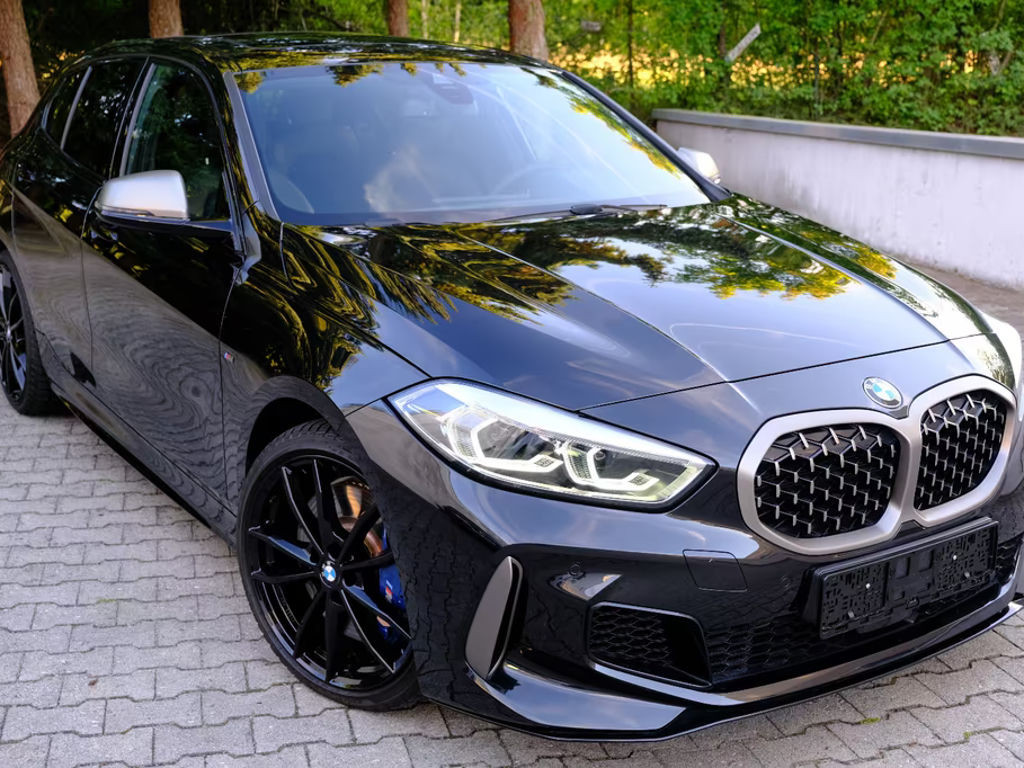 BMW 1 Serie 135 xDrive Sedan 135i