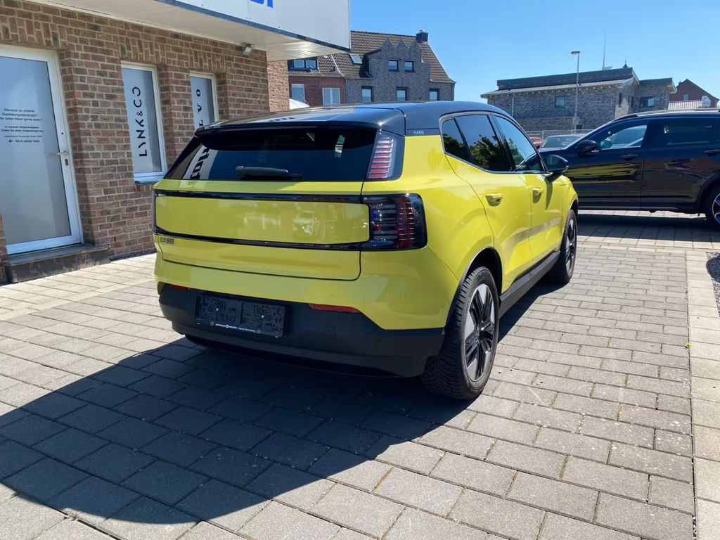 Volvo EX30