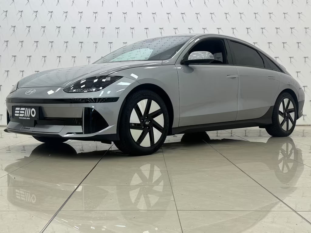 Hyundai IONIQ 6 UNIQ Vierwielaandrijving 4WD