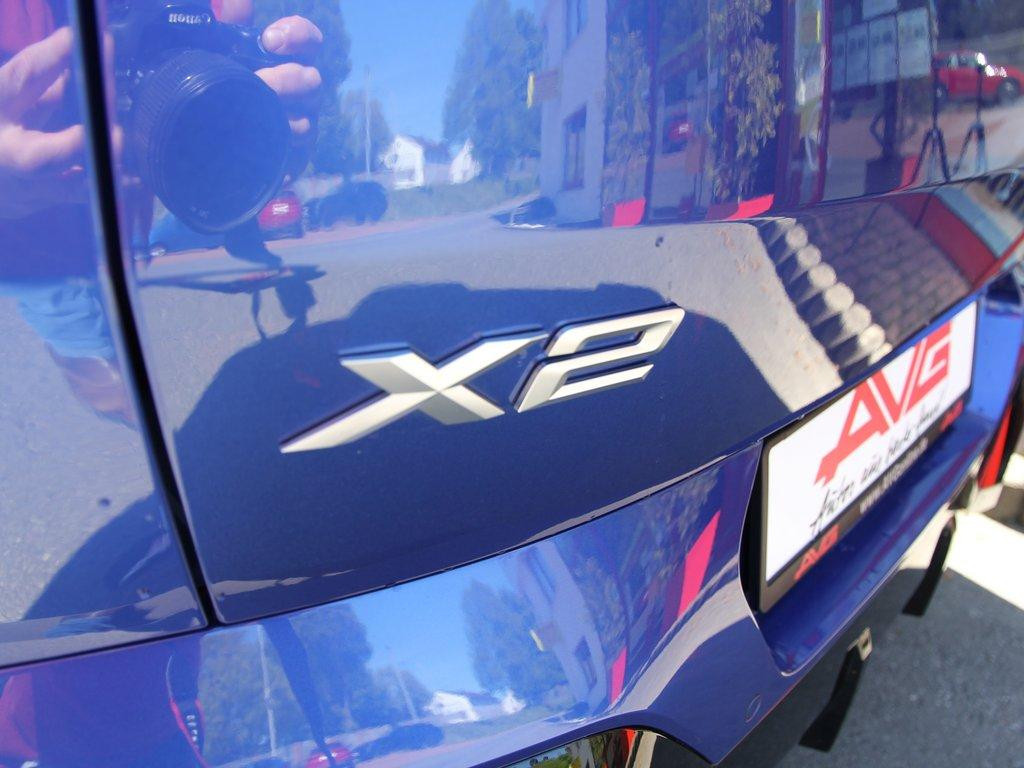 BMW X2