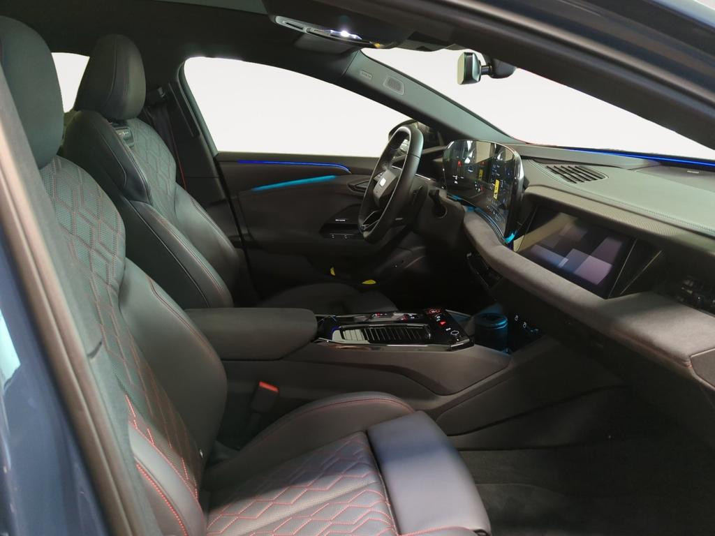 Audi S6 e-tron