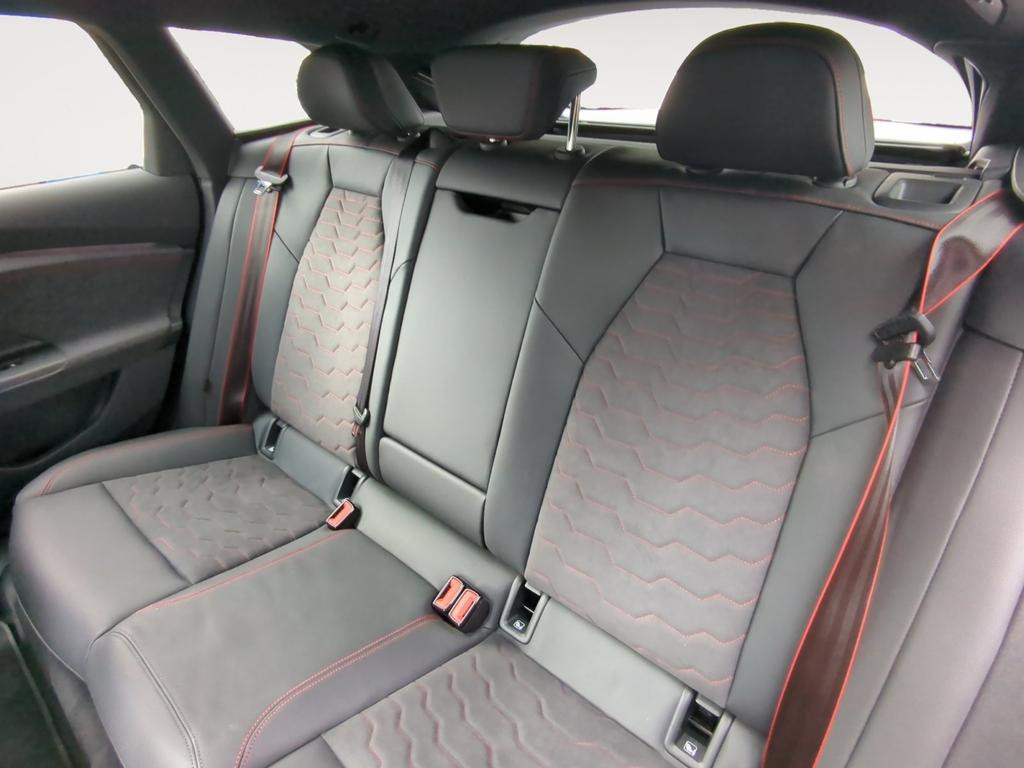 Audi S6 e-tron