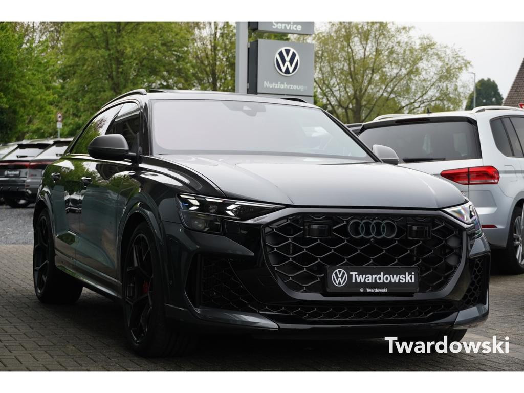 Audi RS Q8 Performance