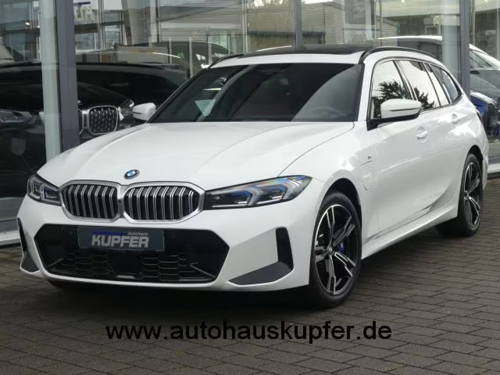 BMW 3 Serie 330 M-Sport Touring 330e