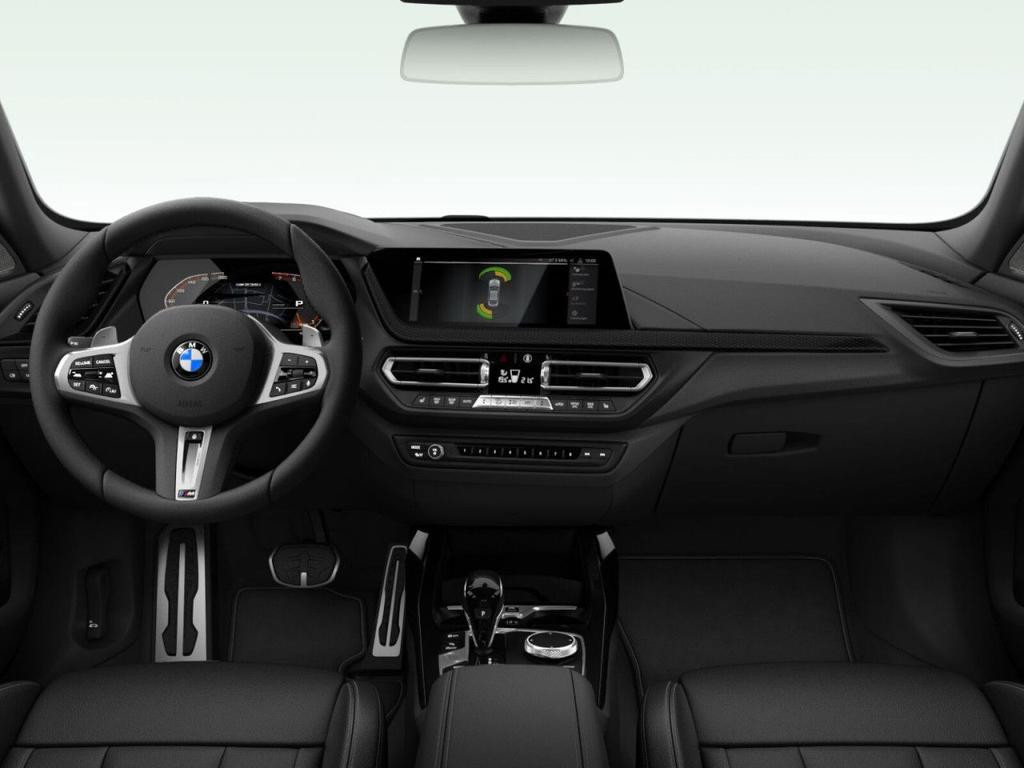 BMW M235