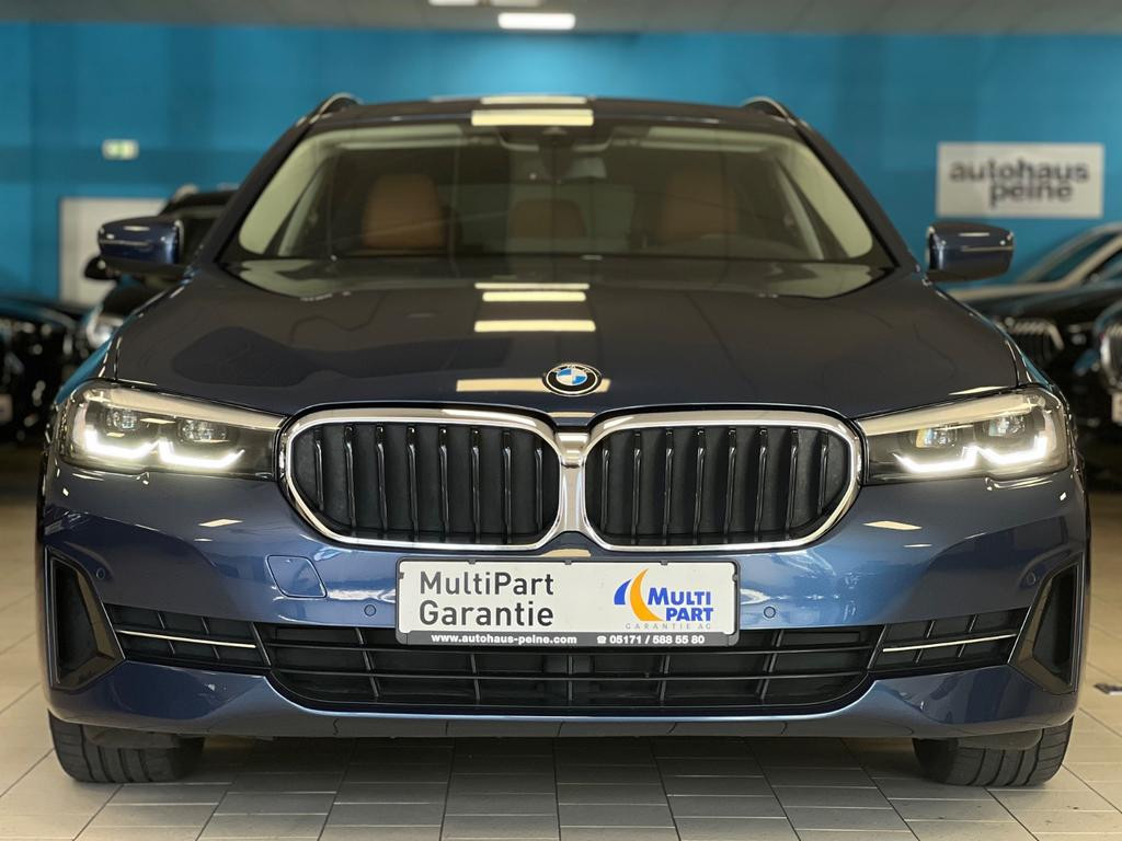 BMW 5 Serie 540 dxD/Aut/LCPProf/HUD/LEDer/Panor/ParkAss
