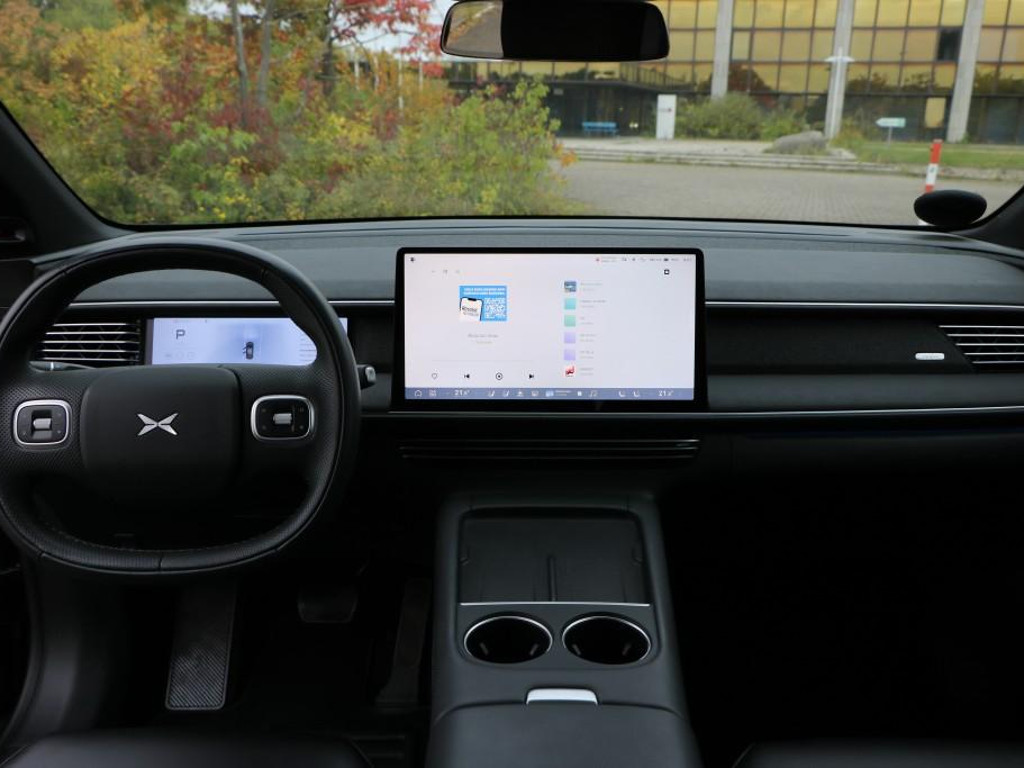 Xpeng G6