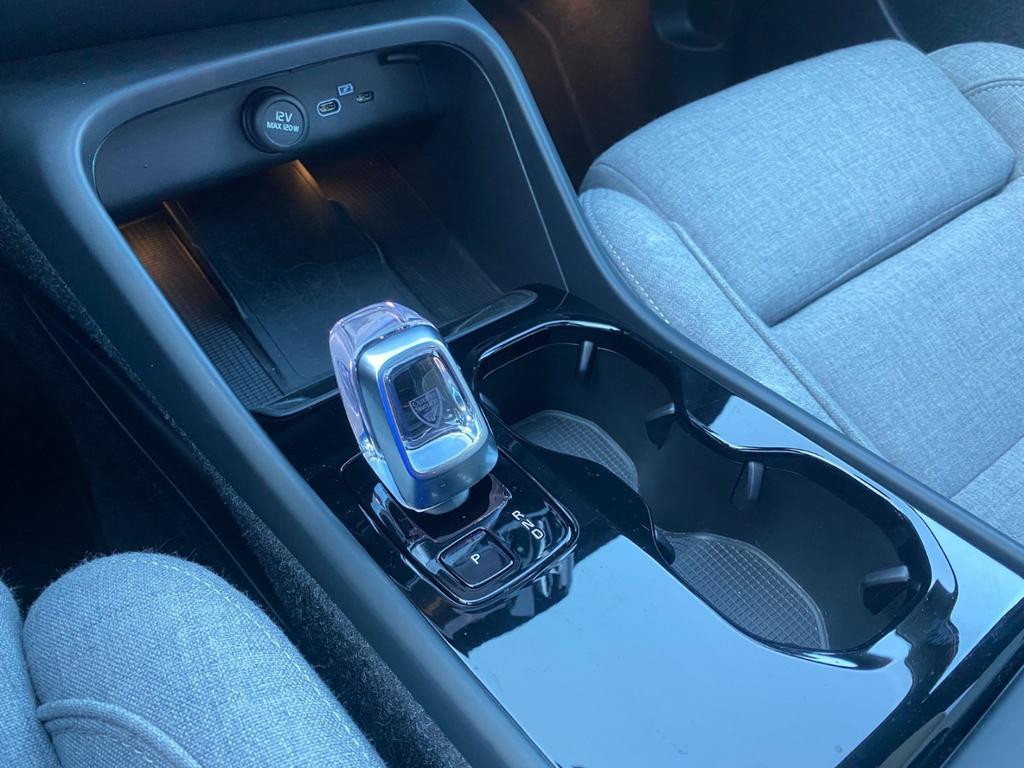 Volvo EX40