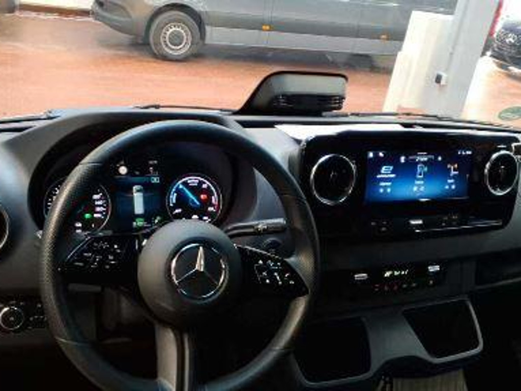 Mercedes-Benz eSprinter