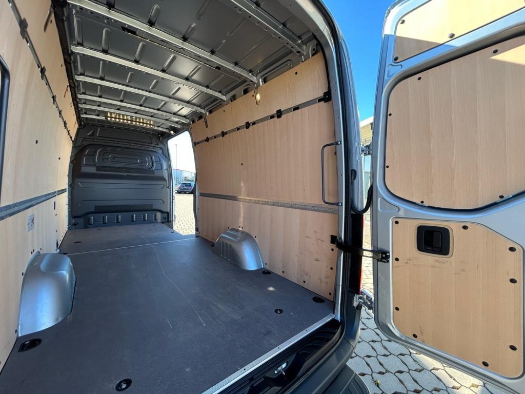 Mercedes-Benz eSprinter