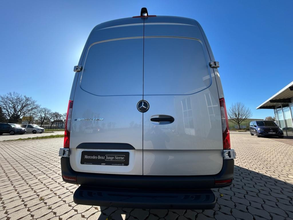 Mercedes-Benz eSprinter
