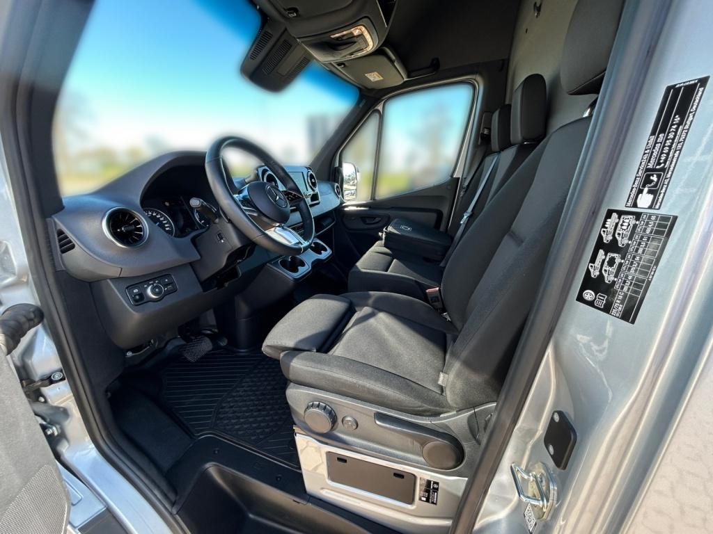 Mercedes-Benz eSprinter