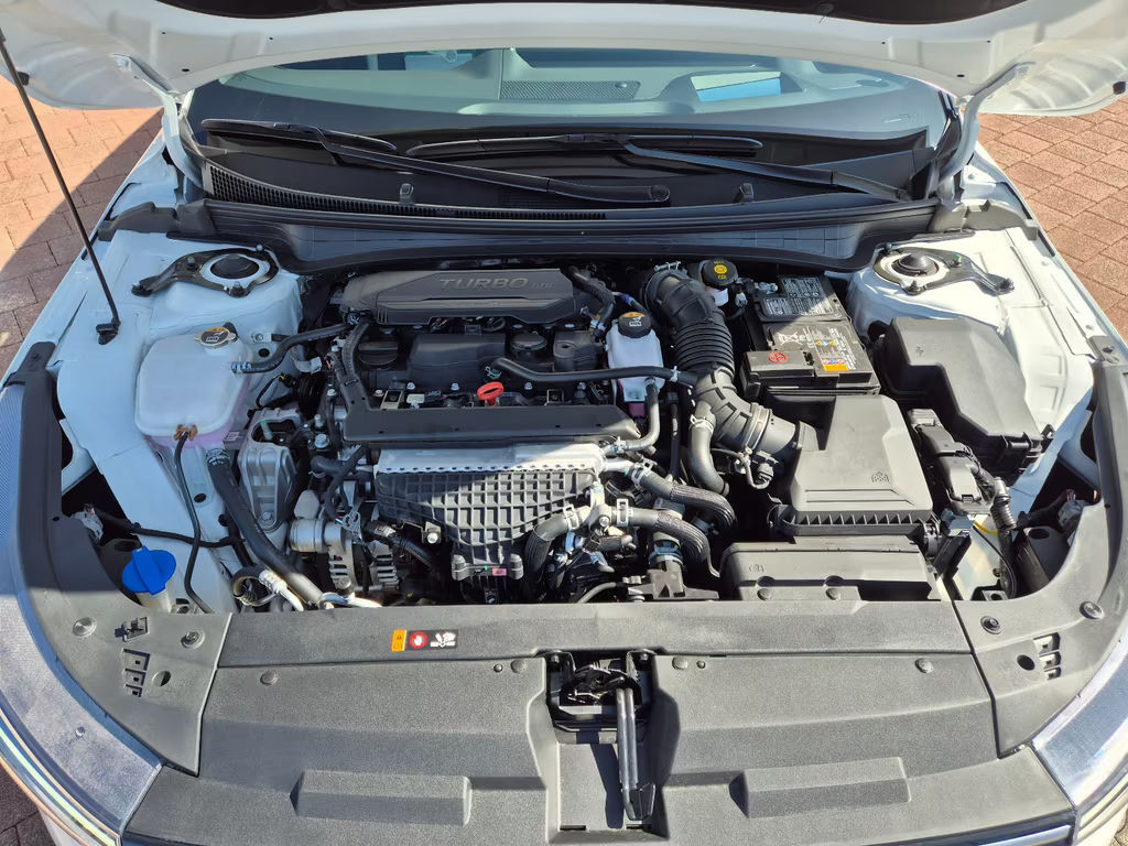 Kia K4