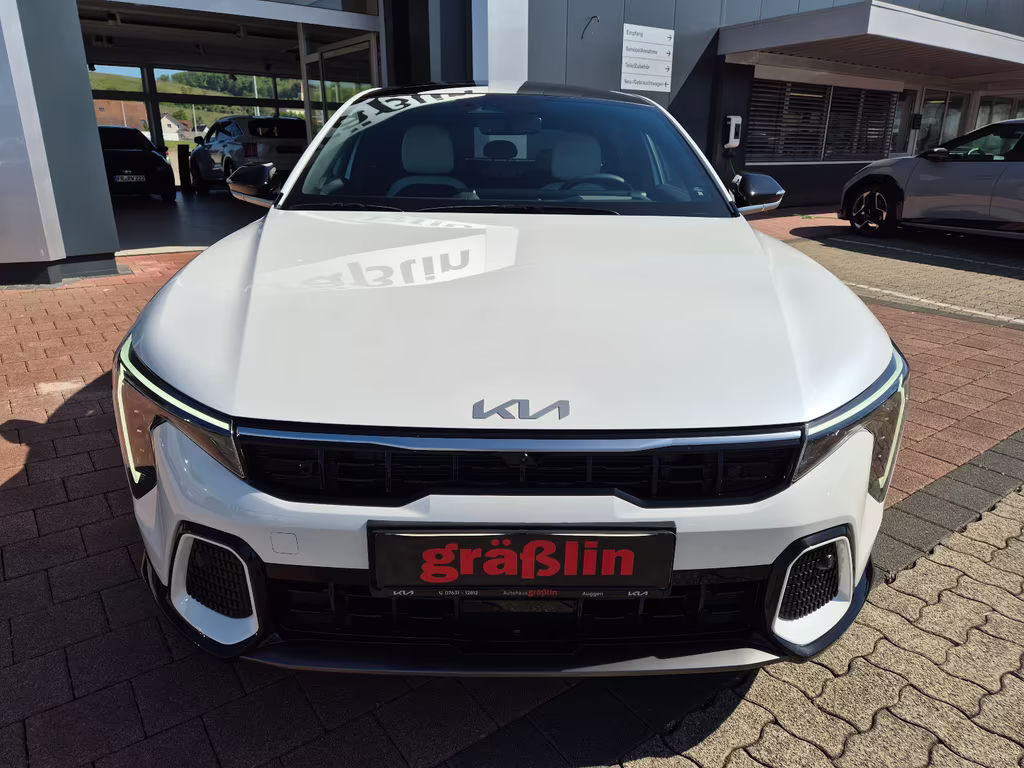 Kia K4
