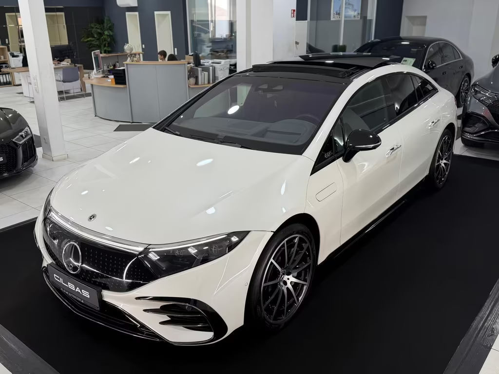 Mercedes-Benz E-Klasse EQS 4MATIC AMG Line 580 Sedan