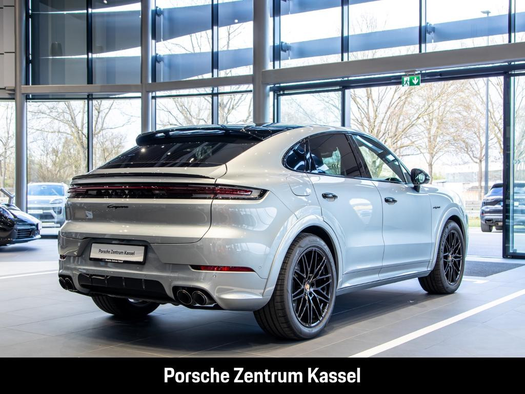 Porsche Cayenne E-Hybrid Coupé Black Edition