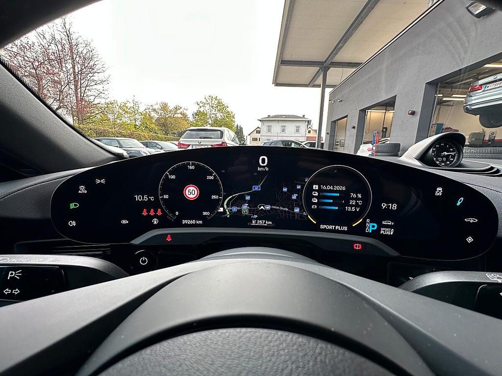 Porsche Taycan