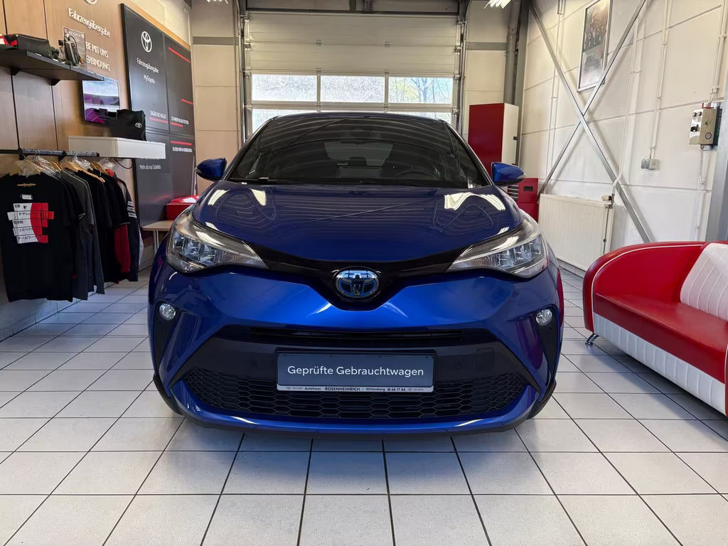 Toyota C-HR Team D Hybride