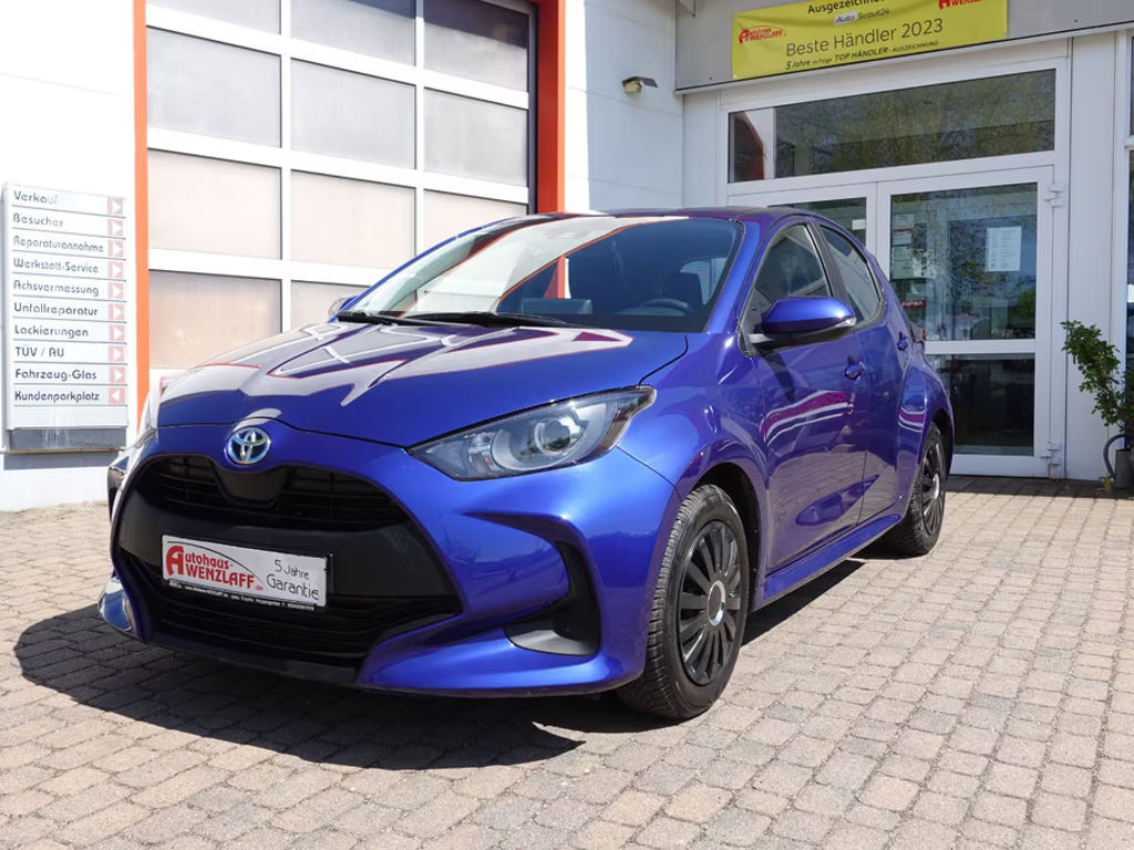 Toyota Yaris Business Hybride