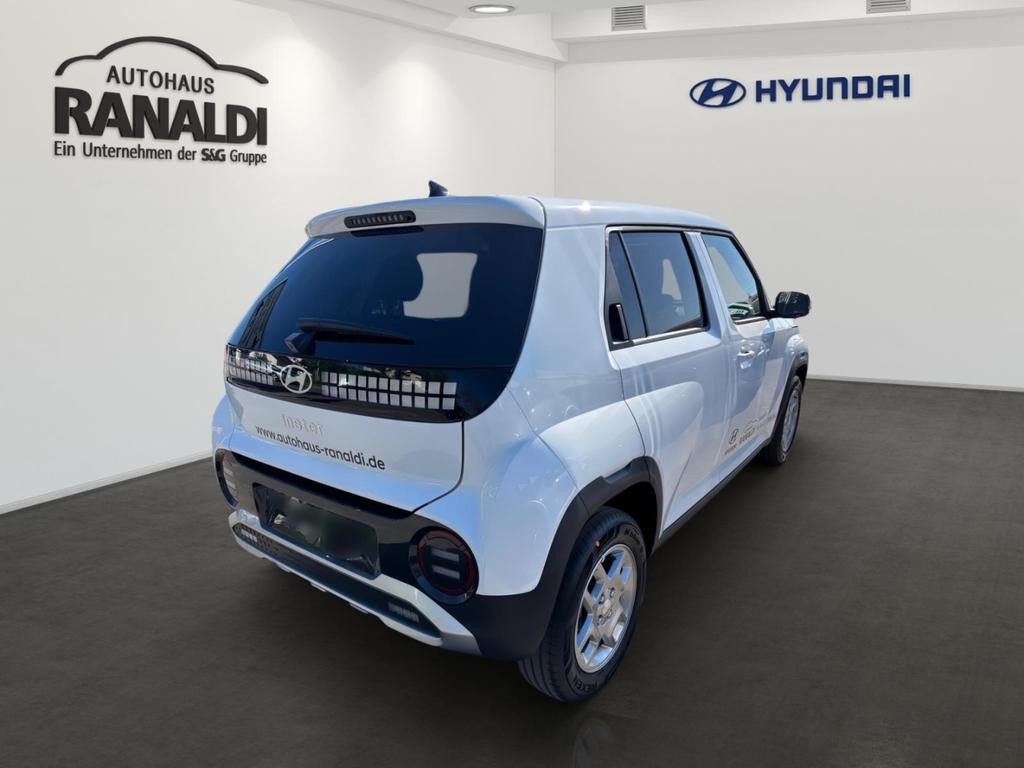 Hyundai INSTER