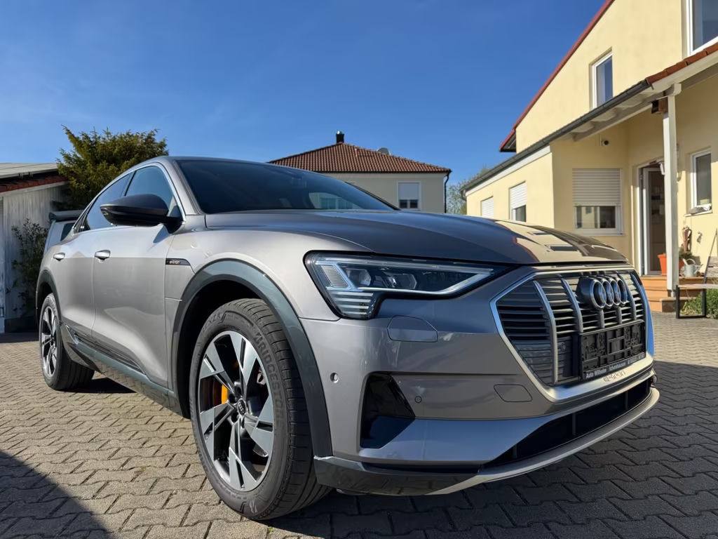 Audi e-tron Quattro S-Line 55
