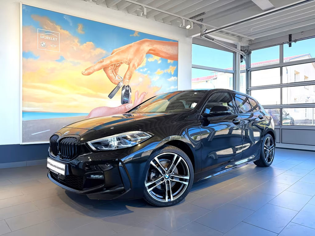 BMW 1 Serie 118 M-Sport Sedan 118i