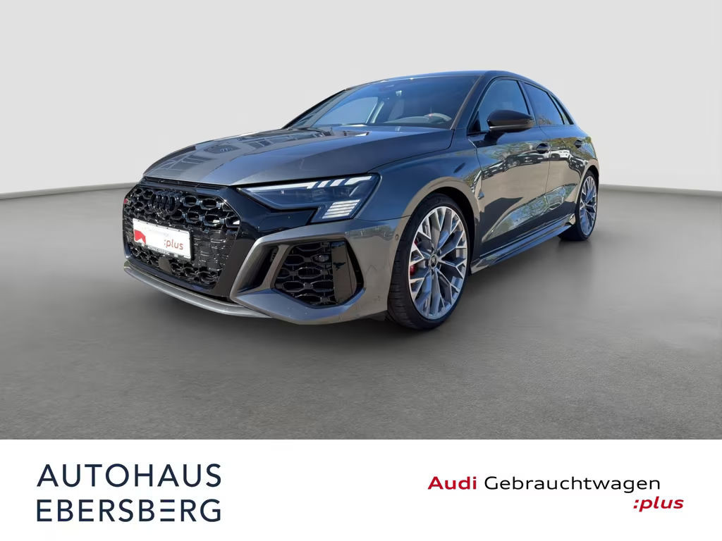 Audi RS3 Sportback Sedan Quattro