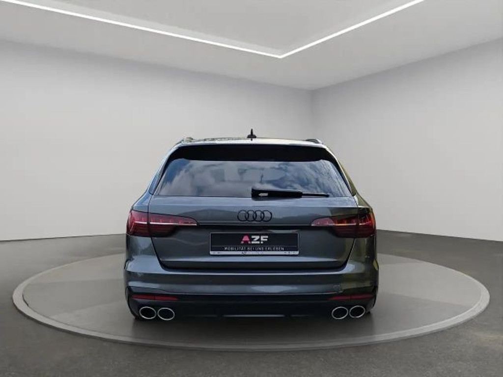 Audi S4