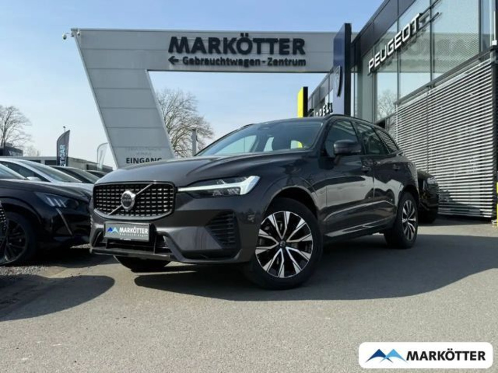Volvo XC60 Plus Dark