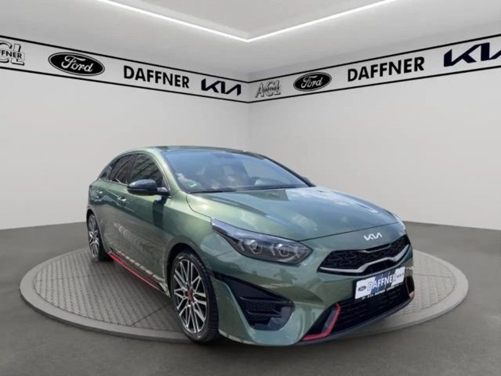 Kia ProCeed