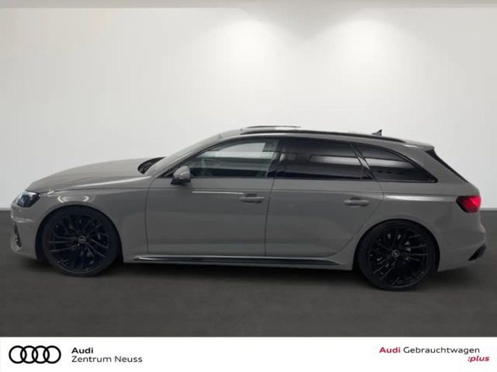 Audi RS4